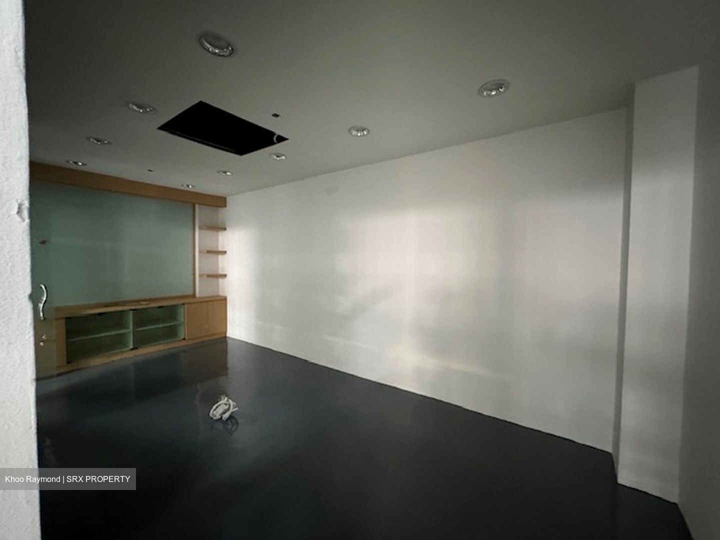 Prime Industrial Building (D20), Warehouse #549540461